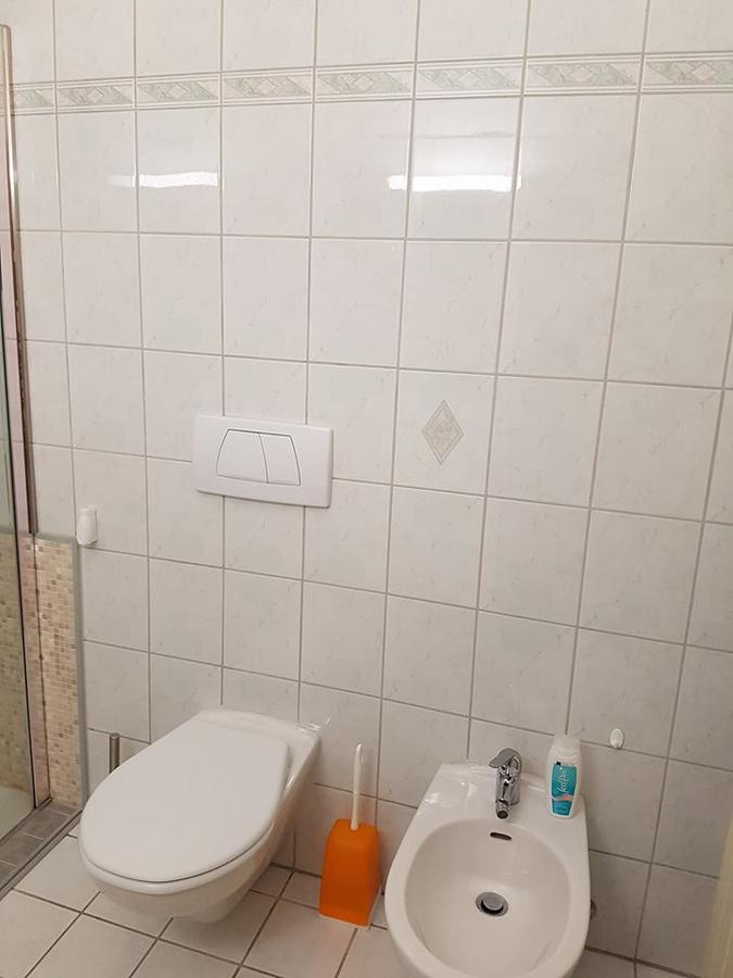 דירות בלינצונה Casa Ines מראה חיצוני תמונה